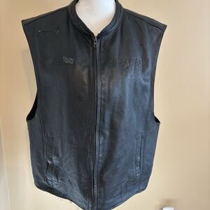 Men's Classic Black Leather Vest